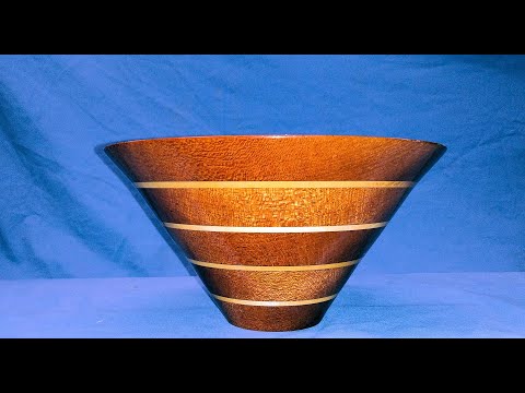 Видео: Красивая экономичная чаша для токарной обработки дерева, также известная как чаша для ленточной пилы