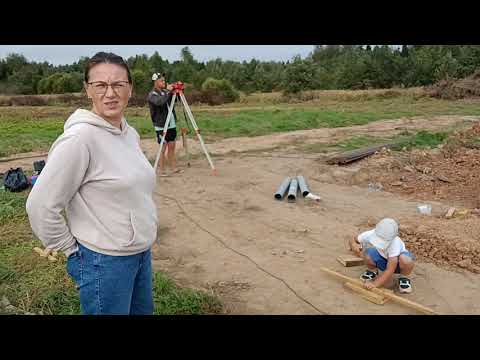 Видео: Первый бетон!!! Заливка свай! Установка опалубки! Многодетная семья хочет в деревню!!!