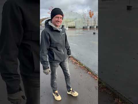 Видео: Организация полива в садовом центре