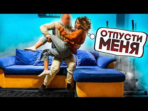 Видео: Ей же всего 15 - Фитнес Тренер | Социальный Эксперимент