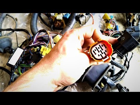 Видео: Три причины, по которым я считаю, что электропроводка Land Rover ненадежна