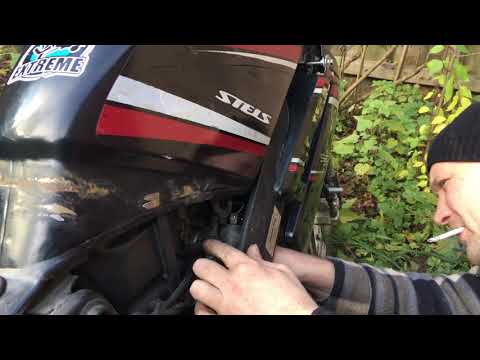 Видео: Мотоцикл STELS SB 200 Снимаем и чистим карбюратор