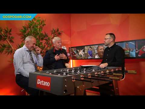 Видео: СЪСКАНЕ НА ЗМИИ В ДВАТА ГРАНДА, ПОБЕЛЕЛИ КОСИ И ТАНКОВЕ НА СТАДИОНА