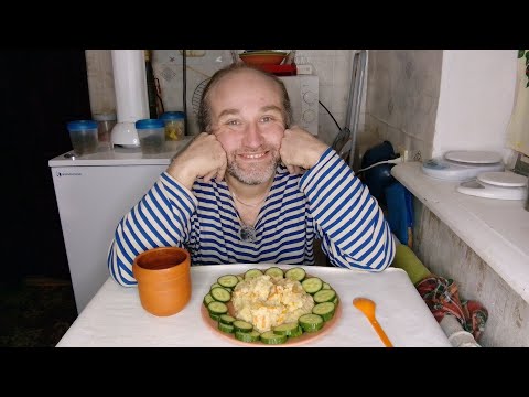 Видео: Обед с Рыжулей. Спасибо за донат. Ещё раз про Илью. Мукбанг. Обжор. Еда на камеру. Диета. Шизофрения