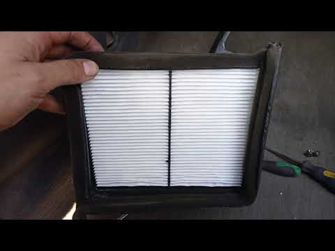 Видео: Устанавливаю салонный фильтр mazda 626 GE в комплектацию ,,без кондиционера и салонного фильтра,,