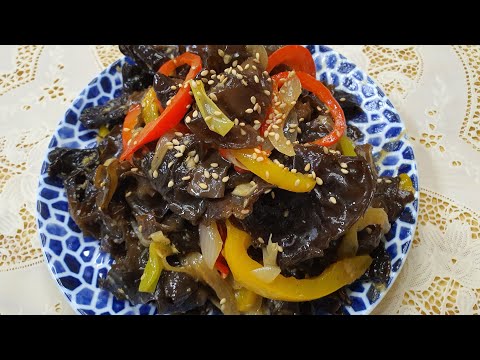 Видео: Жареные древесные грибы муэр(목이버섯)