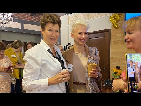 Видео: #вязальная_встреча  Ещё один кардиган довязан.Еще о платках.Ураган.Открытие клуба Леночки Орловой🥂