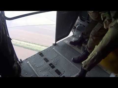 Видео: прыжки с парашютом УР 22.09.2014