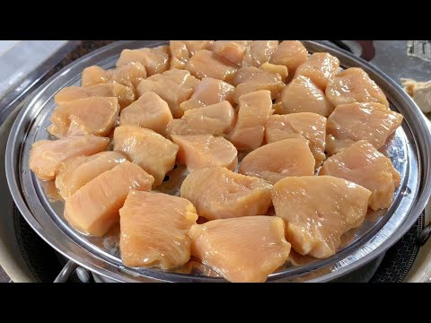 Видео: Паровые куриные кусочки: хрустящие снаружи, нежные внутри!