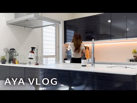 Видео: [Влог домохозяйки] Летние каникулы и лёгкие обеды и ужины🥘 Жизнь с детьми и кошками