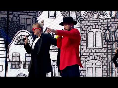 Видео: УВЛИУВТ на улице пикадилли MONATIK&Лайма Вайкуле