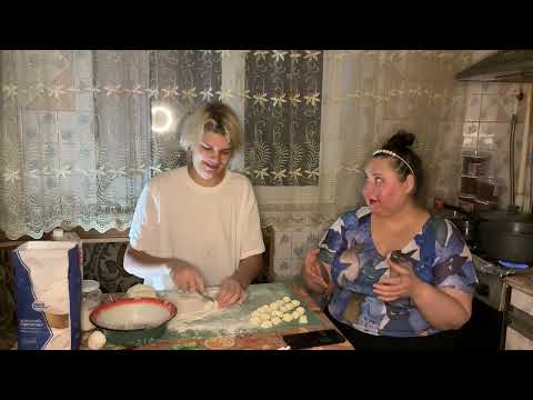 Видео: ШОК: КИЕВ, БЛЭКАУТ, СИДИМ БЕЗ СВЕТА, готовим ленивые вареники