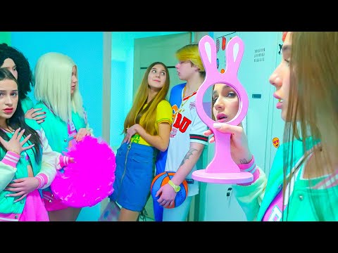 Видео: Трейлер -  ПЕРВЫЙ ДЕНЬ В ШКОЛЕ BUNNY!!! ДИАНА В ШОКЕ - ВЫСКОЧКИ УСТРАИВАЮТ ПРОБЛЕМЫ ДЛЯ ЧЕРЛИДЕРШ!!!