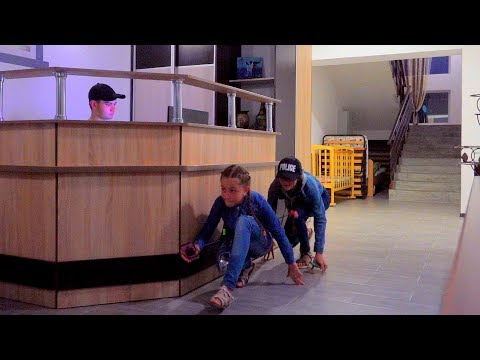 Видео: СБЕЖАЛИ ОТ СЕСТРЫ!!