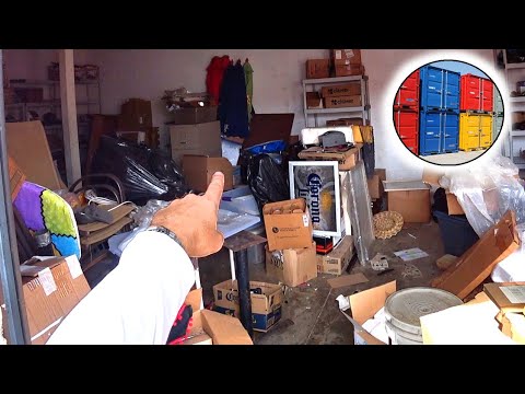 Видео: Кладовка полицейского и бар на берегу океана. Находки в брошенных хранилищах.
