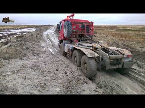 Видео: Опытные водители по бездорожью весеннего зимника выпуск #24