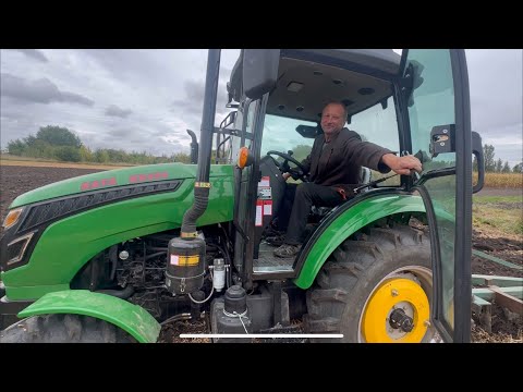 Видео: Папа оседлал зеленого дракона! Вспашка после сои на черноземе