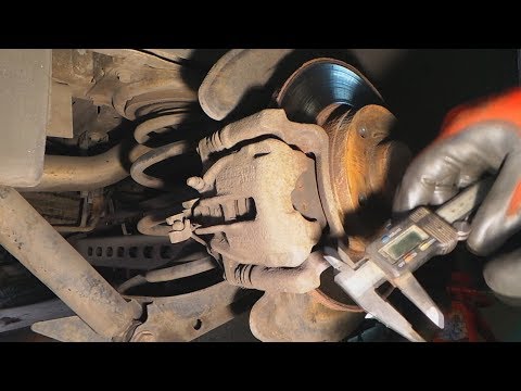 Видео: Renault Trafic 2 / Opel Vivaro / Nissan Primastar замена задних колодок.Replacement of back blocks.