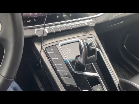 Видео: Geely Atlas Pro, Автомобиль для семьи, сезон 20, робот, включаем правильно