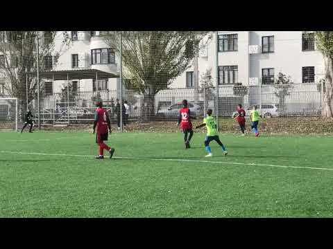 Видео: Металіст 1925 2015-1 проти Кіндерленд-2 2013 ( Другий тайм)