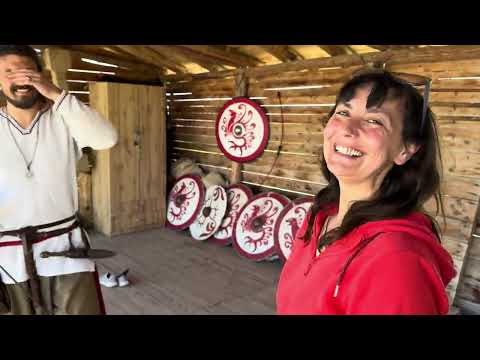 Видео: Урок по Стрелба с Лък в Исторически Парк с Цеци. Bow & Arrow Archery Lesson with Tsetsi