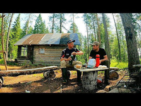 Видео: Рыбалка в Карелии Злые щуки рвут снасти. Нашли в лесу в озеро, такой рыбалки не ожидали.