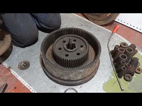 Видео: Фрикцион ХТЗ Т-74. Первая часть.
