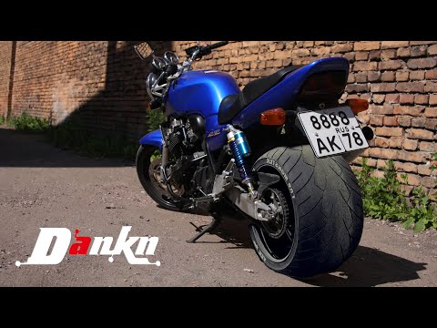 Видео: Широкое колесо на Honda CB400