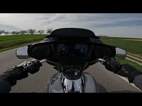Видео: Новый Street Glide 2024 от Harley-Davidson. Тест-райд.