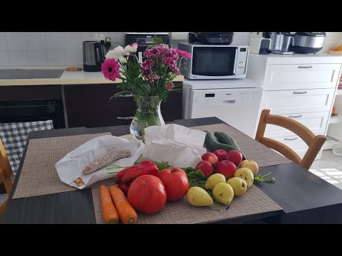 Видео: Вернулись с рынка. Обзор с французской изюминкой. Зачем французы ходят на рынок