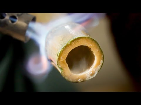 Видео: Процесс изготовления свежей бамбуковой флейты. Корейский традиционный духовой мастер Мастер