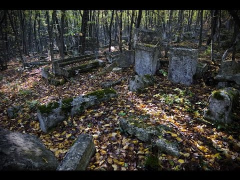 Видео: Страшный коп.Скелет без головы.