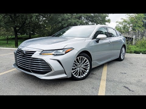 Видео: 2019 TOYOTA AVALON: трансформация из “К” в “C”