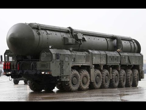 Видео: 33 ракетная дивизия РВСН.Прощание с боевыми знаменами.г.Мозырь 8.1.1997г