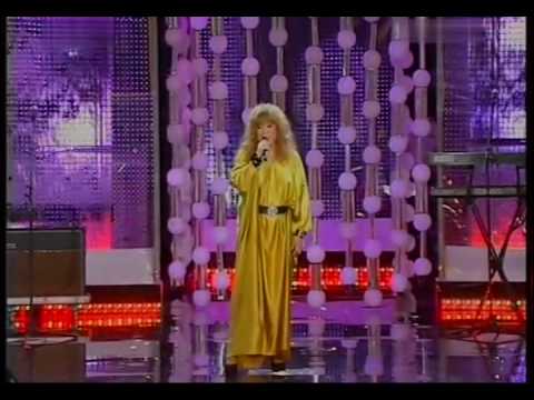 Видео: Сады вишневые (Live, Юрмала, 2009) - Алла Пугачева