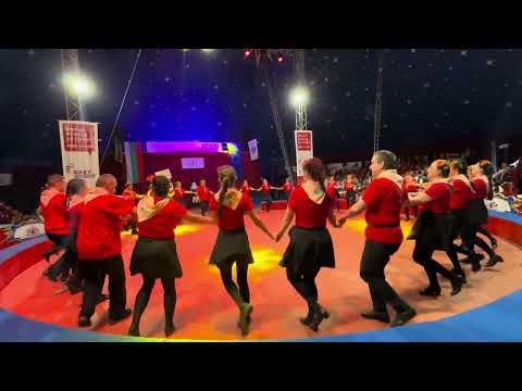 Видео: Караджа муратлийската и Чуш мерджан (Пролетно Хоро, Велинград, 23.03.2024)