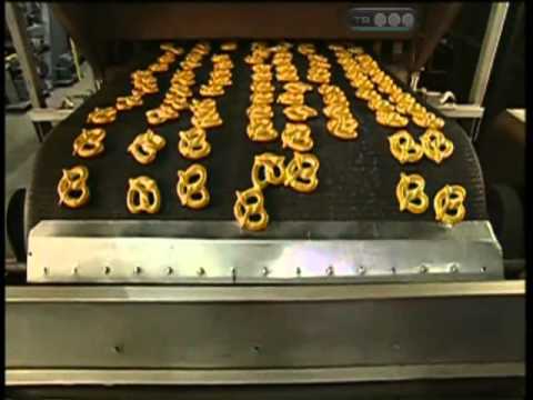 Видео: Как сделать крендель