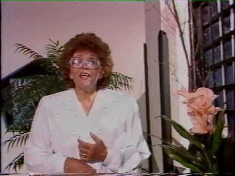 Видео: Didi Kushleva - Borka Trichkova - Изгреяло ясно слънце