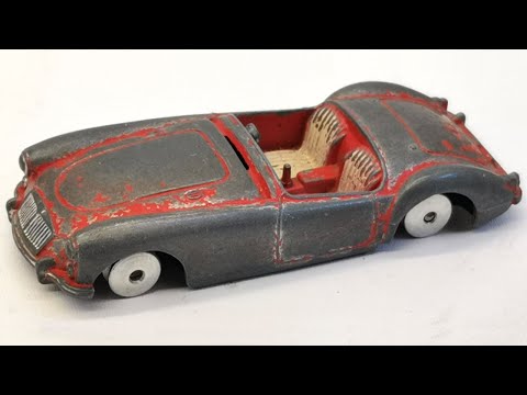 Видео: Реставрация корги Спорткар MGA №302. Модель игрушки литая.