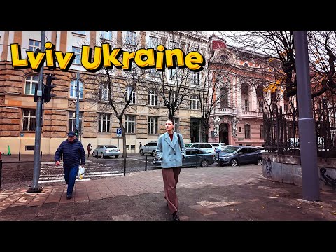 Видео: Львів: Вулиці, де гуляють лише Студенти 🎓🍂 (4к пішохідний тур)