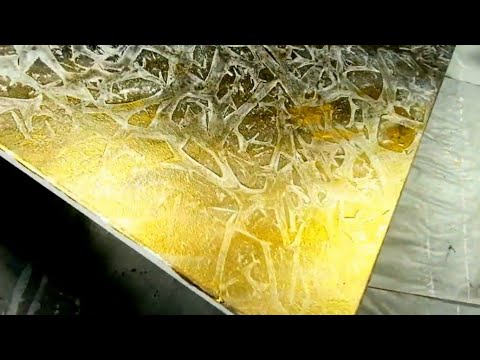 Видео: Создайте потрясающую текстурированную картину с помощью акриловой краски и полиэтиленовой пленки:...