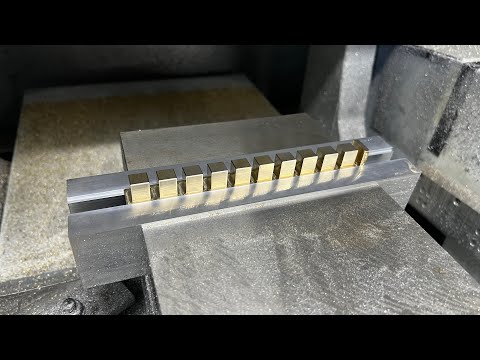 Видео: Фрезеровка латунных кубиков