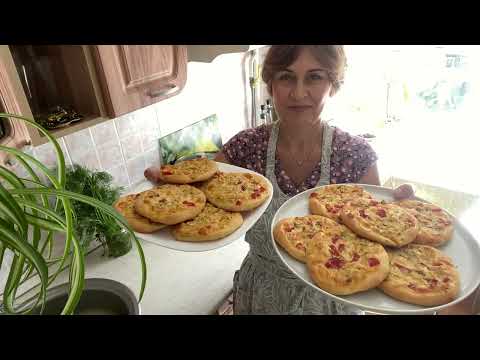 Видео: Мягкие смаженки и капуста в духовке. Очень вкусно, легко и просто.