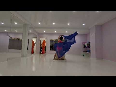 Видео: Восточные танцы с платками/ Bellydance