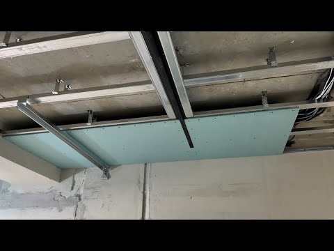 Видео: Потолок гкл : магнитный трек и ниша с подсветкой. #40