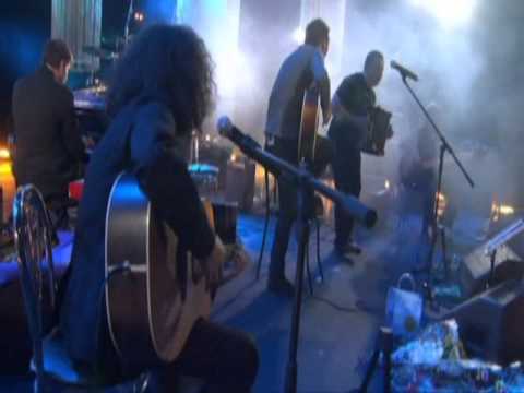 Видео: Звери - Брюнетки и блондинки (Акустика, 2009)