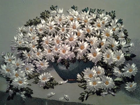 Видео: РОМАШКИ -- ШКОЛА ВЫШИВКИ ЛЕНТАМИ  Татьяны Шелиповой"