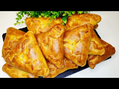 Видео: КАК ЖЕ ЭТО ВКУСНО! "КУРНИК" НА КЕФИРЕ! Съедаются в один миг!