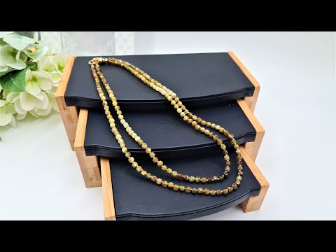 Видео: Двухрядные бусы с ГРАДИЕНТОМ. Зеленый гранат.