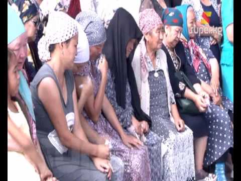 Видео: Кыргыз Эл артисти Мукамбет Токтобаевдин сөөгү жерге берилди